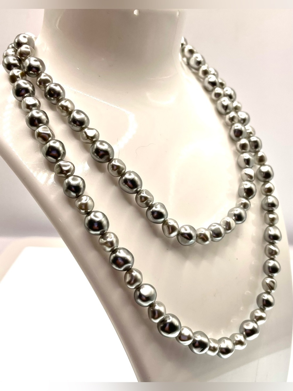 Vintage 1970s Trifari Silver Tone Acrylic Beaded Necklace Signed